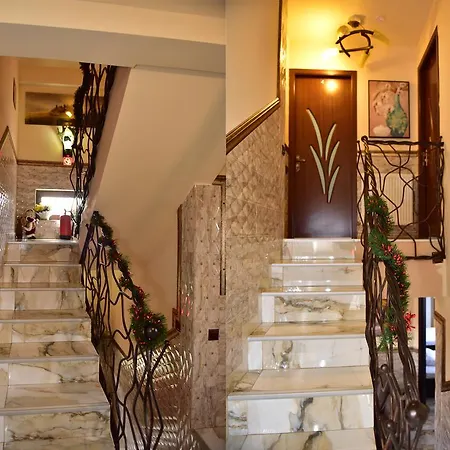 Pensiunea Dely_cios 3* Vălenii de Munte